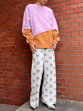 「PAMEO POSE」｜「アイテム（スウェット）」を使った、PAMEO POSEさん（レディース・164cm）の秋コーディネート