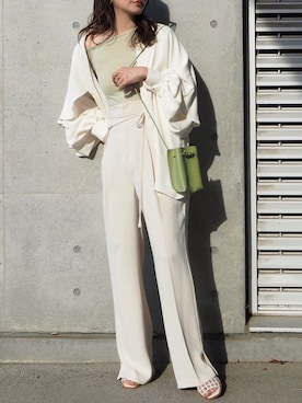 「LAULEN（ローレン）のアイテム（スラックス）」を使った、shino◡̈*❤︎さん（レディース・154cm）の春コーディネート