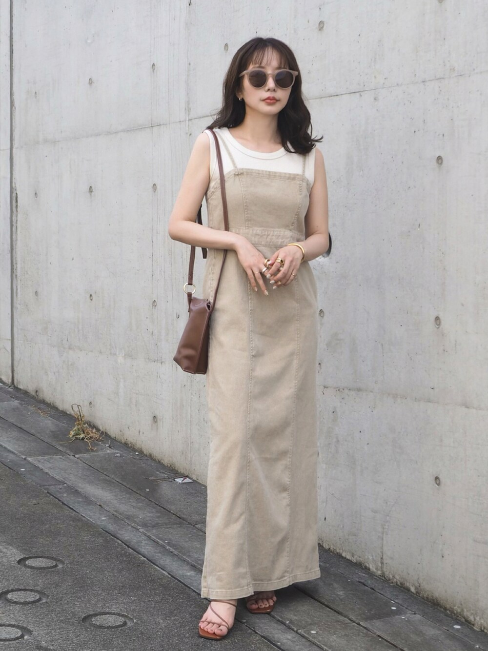 夏デートに最適✨ハイウエストロングワンピース 楽天市場】花柄 キャミワンピース 胸元シャーリング Aライン