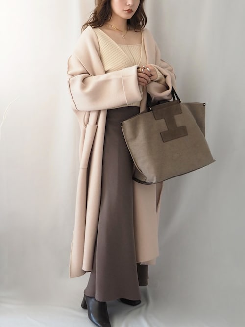 Ai｜SpRayのサロペット/オーバーオールを使ったコーディネート