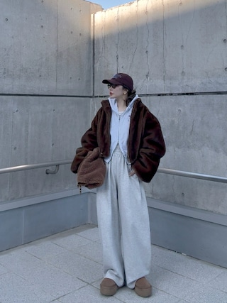 「LAULEN（ローレン）のfur zip up short blouson /スタンドカラーファージップアップショートブルゾン（ブルゾン）」を使った、shino◡̈*❤︎さん（レディース・154cm）の冬コーディネート