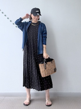 「DRESSTERIOR（ドレステリア）の【ウォッシャブル/2WAYシルエット】ノースリーブプリーツワンピース（ワンピース、ブラック系）」を使った、ほしららさん（レディース・167cm）の夏コーディネート