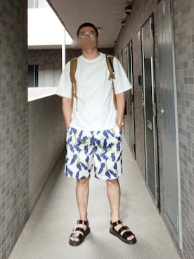 「UNIQLO（ユニクロ）のアイテム（Tシャツ/カットソー、ホワイト系）」を使った、jumpei20さん（メンズ・183cm）の夏コーディネート