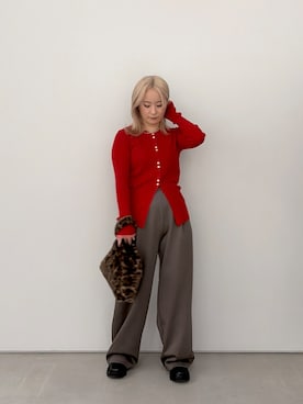 「cloenc（クロエンス）の【WEB限定カラーあり】Relaxy Rich シルクカシミヤ混 リブニットカーディガン　9色展開（カーディガン/ボレロ、レッド系）」を使った、yoneさん（レディース）の秋コーディネート