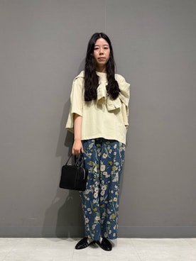 「かぐれ（カグレ）のワイドTシャツ（Tシャツ/カットソー、イエロー系）」を使った、うらさん（レディース・161cm）の春コーディネート