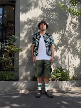 「adidas（アディダス）のアイテム（スリッポン、ブラック系）」を使った、ようさん（メンズ・177cm）の秋コーディネート