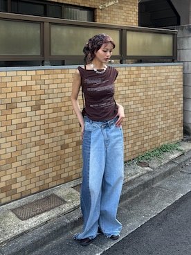 「SLY（スライ）のONE SHOULDER ASYMMETRY TOPS ワンショルダーアシンメトリートップス 秋服（Tシャツ/カットソー、ブラウン系）」を使った、miyuさん（レディース・164cm）の夏コーディネート