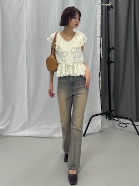 「SLY（スライ）のCUT LACE FRILL TOPS カットレースフリルトップス 秋服 夏服 春服 ノースリーブトップス（シャツ/ブラウス、ホワイト系）」を使った、miyuさん（レディース・164cm）の夏コーディネート