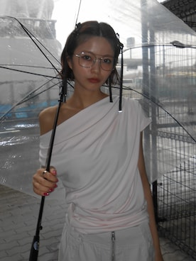 「SLY（スライ）のONE SHOULDER CUT TOPS ワンショルダーカットトップス 夏服 秋服（Tシャツ/カットソー、ピンク系）」を使った、miyuさん（レディース・164cm）の夏コーディネート