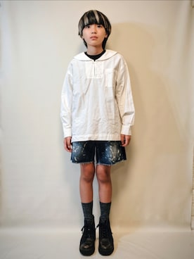 「セーラーカラーシャツ LOWRYSFARMのアイテム（シャツ/ブラウス、ホワイト系）」を使った、唯智さん（キッズ・145cm）の秋コーディネート