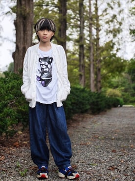 「Design Tshirts Store graniph（デザイン　ティーシャツ　ストア　グラニフ）のアイテム（Tシャツ/カットソー、ホワイト系）」を使った、唯智さん（キッズ・145cm）の秋コーディネート
