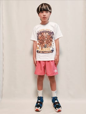 「adidas Originals（アディダスオリジナルス）のアイテム（Tシャツ/カットソー、ホワイト系）」を使った、唯智さん（キッズ・143cm）の夏コーディネート