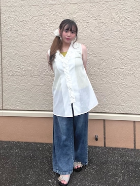 「ITEMS URBANRESEARCH（アイテムズ アーバンリサーチ）の2WAYフリルブラウス（シャツ/ブラウス、ホワイト系）」を使った、lan★さん（レディース・154cm）の夏コーディネート