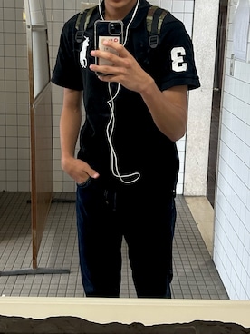 「アイテム（ポロシャツ）」を使った、k24nsgk8さん（メンズ・183cm・10代）の秋コーディネート