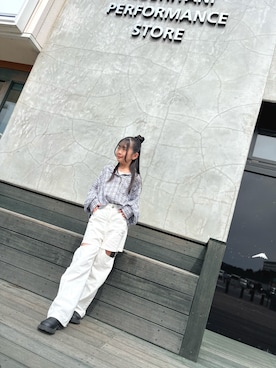 「PINKHUNT（ピンクハント）のPINKHUNT 2wayダメージデニムロングパンツ 1315K（デニムパンツ、ホワイト系）」を使った、ゆづきさん（キッズ・136cm）の春コーディネート