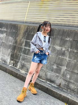 「repipi armario（レピピ アルマリオ）の【吸水速乾】シャーリングタンクトップ（タンクトップ、ホワイト系）」を使った、ゆづきさん（キッズ・136cm）の春コーディネート