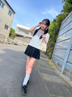 「PINK-latte（ピンクラテ）のインパンプリーツ無地スカート（スカート、ブラック系）」を使った、ゆづきさん（キッズ・136cm）の夏コーディネート