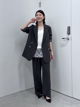 「COLLAGE GALLARDAGALANTE（コラージュガリャルダガランテ）のオフィスカジュアル/ウールライクワイドパンツ/セットアップ可（スラックス、グレー系）」を使った、NAKAJIMAさん（レディース・158cm）の秋コーディネート
