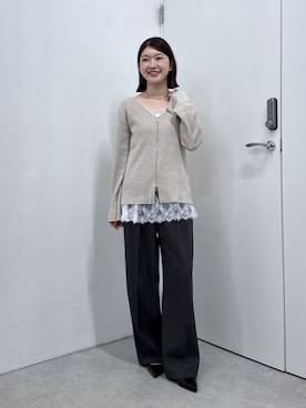 「COLLAGE GALLARDAGALANTE（コラージュガリャルダガランテ）のポインテッドベルトヒール/PAPILLONNER（パンプス、ブラック系）」を使った、NAKAJIMAさん（レディース・158cm）の秋コーディネート