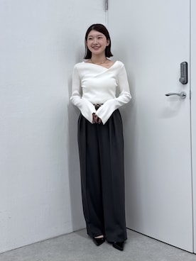 「COLLAGE GALLARDAGALANTE（コラージュガリャルダガランテ）のオフィスカジュアル/ウールライクワイドパンツ/セットアップ可（スラックス、グレー系）」を使った、NAKAJIMAさん（レディース・158cm）の秋コーディネート