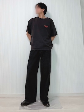 「CALLNE（カルネ）のアイテム（デニムパンツ、ブラック系）」を使った、たかさん（メンズ・174cm）の春コーディネート