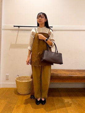 「URBAN RESEARCH DOORS（アーバンリサーチドアーズ）のダブルポケットニュアンスシャツ（シャツ/ブラウス、ベージュ系）」を使った、もえさん（レディース・159cm）の秋コーディネート