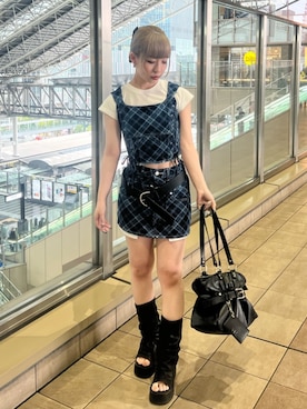 「EMODA（エモダ）のアイテム（バッグ）」を使った、吉田胡桃さん（レディース・155cm）の春コーディネート