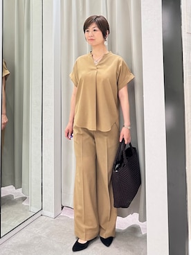 「UNTITLED（アンタイトル）のアイテム（シャツ/ブラウス）」を使った、みなこさん（レディース・156cm）の秋コーディネート