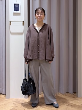 「grove（グローブ）のシアーシャツカーディガン（カーディガン/ボレロ、ブラウン系）」を使った、JMさん（レディース・155cm）の夏コーディネート