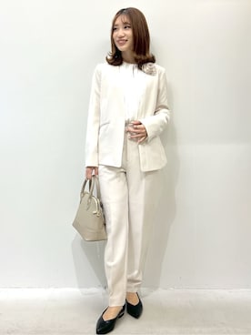 「アイテム（ブローチ/コサージュ、ベージュ系）」を使った、akkyさん（レディース・157cm）の冬コーディネート