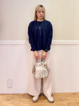 「DRESKIP（ドレスキップ）の【S-LL/洗濯機可】さりげないラメが上品　クルーネックニット（ニット/セーター、ブルー系）」を使った、みりのさん（レディース・161cm）の冬コーディネート