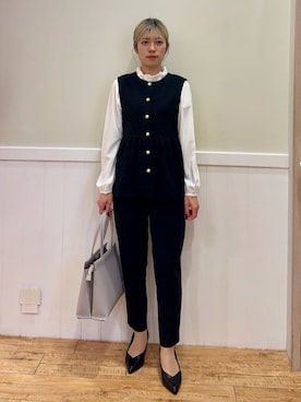 「DRESKIP（ドレスキップ）のカットツイードペプラムジレ（ベスト、ブラック系）」を使った、みりのさん（レディース・161cm）の冬コーディネート
