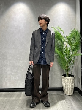 「TAKEO KIKUCHI（タケオキクチ）の【通気性】ジャージ千鳥柄 ジャケット（テーラードジャケット、グレー系）」を使った、ruin3さん（メンズ）の春コーディネート