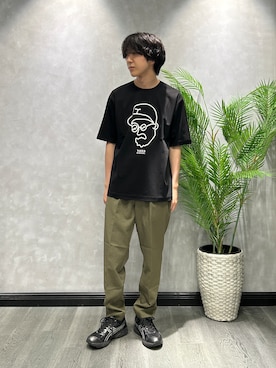 「TAKEO KIKUCHI（タケオキクチ）の【BOWLER HAT LABEL】アイスクリアコットン ワンストローク 半袖Tシャツ（Tシャツ/カットソー、ブラック系）」を使った、ruin3さん（メンズ）の夏コーディネート