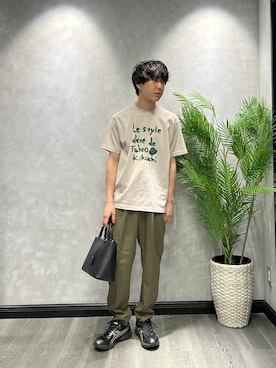 「TAKEO KIKUCHI（タケオキクチ）のペイントロゴTシャツ（Tシャツ/カットソー、ベージュ系）」を使った、ruin3さん（メンズ）の春コーディネート
