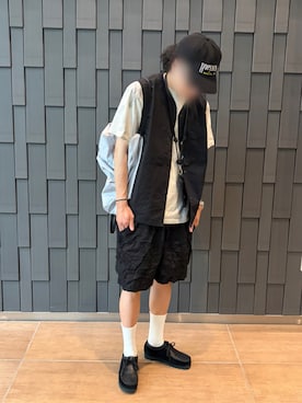 「kuros'（クロス）の【kuros’オリジナル】暮染 KAGE Tシャツ（Tシャツ/カットソー、グレー系）」を使った、kh01さん（メンズ・178cm）の夏コーディネート