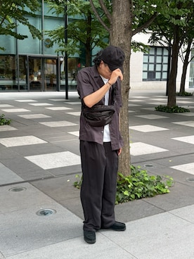 「kuros'（クロス）の【kuros’オリジナル】リラックスリネンパンツ｜日本製 リネン100％（その他パンツ、ブラック系）」を使った、kh01さん（メンズ・178cm）の夏コーディネート