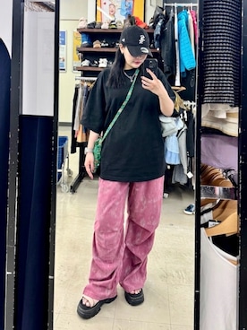 「Dr. Martens（ドクターマーチン）のDr. Martens/ドクターマーチン MATTISON スライド サンダル 41108650（サンダル、ピンク系）」を使った、もかさん（レディース・159cm）の夏コーディネート