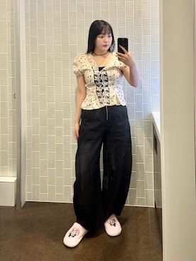 「Dr. Martens（ドクターマーチン）のDr. Martens/ドクターマーチン MAYBOLE ミュール 42155001（サンダル、ブラック系）」を使った、もかさん（レディース・159cm）の夏コーディネート