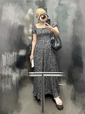「アイテム（折りたたみ傘）」を使った、もかさん（レディース・159cm）の秋コーディネート