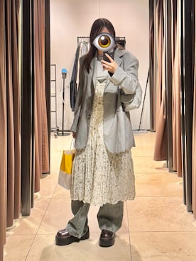 「AZUL by moussy（アズールバイマウジー）のスタッズデザインミュール（サンダル、ブラウン系）」を使った、もかさん（レディース・159cm）の春コーディネート