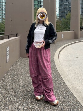 「アイテム（デニムジャケット）」を使った、もかさん（レディース・159cm）の秋コーディネート