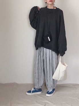 「リラックスパンツ」｜「アイテム（スウェット）」を使った、はなこさん（レディース・160cm）の春コーディネート
