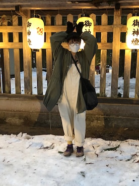 「アイテム（サロペット/オーバーオール）」を使った、はなこさん（レディース・160cm）の冬コーディネート
