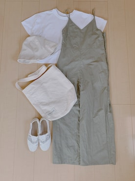 「UNIQLO（ユニクロ）のアイテム（サロペット/オーバーオール）」を使った、okayuさん（レディース・152cm）の春コーディネート
