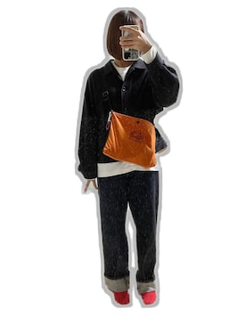 「UNIQLO（ユニクロ）のハイライズワイドストレートジーンズ（デニムパンツ）」を使った、kana☺︎さん（レディース・160cm）の秋コーディネート