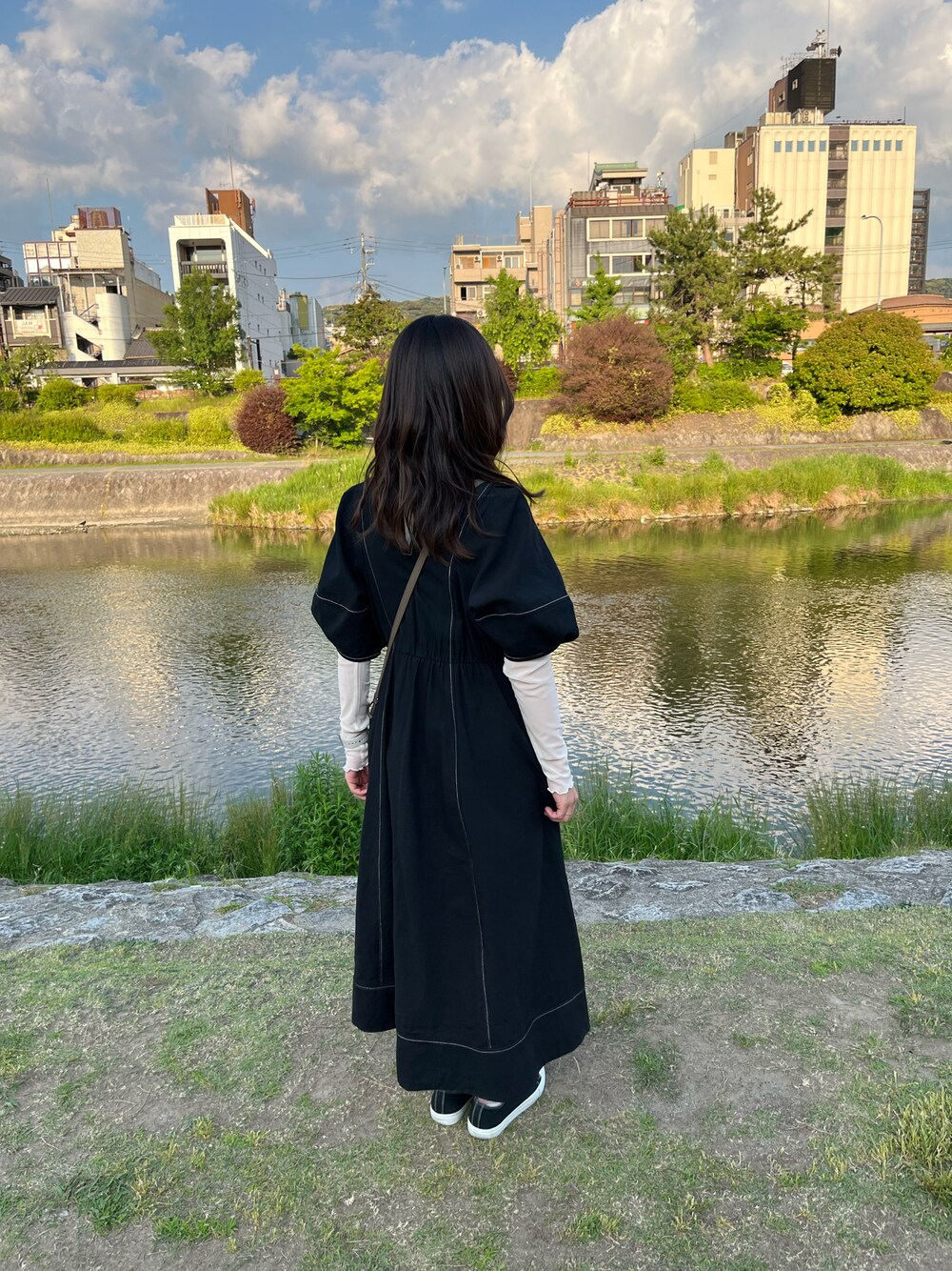 agnes b. アニエスベー シャーロット 巾着 ショルダーバッグ シボ革 11030574ACU0170207020001?$VS_1500$