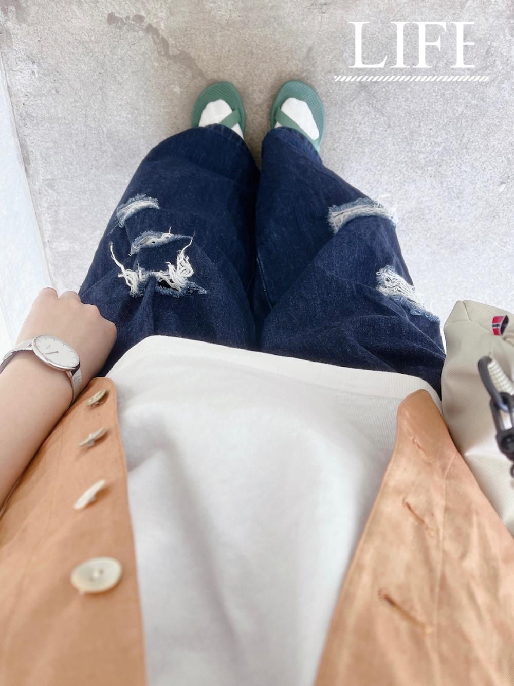 GU（ジーユー）の「（GU）デニムワイドクロップドパンツ（WOMEN
