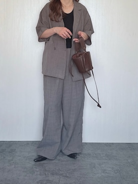 「Aunely（オーネリー）の【Aunely】すぐサラ リネンタッチ ひんやり 半袖 シャツジャケット / マシンウォッシャブル ＜YOSOOIシリーズ＞（テーラードジャケット、グレー系）」を使った、Chisato  さん（レディース・158cm）の夏コーディネート