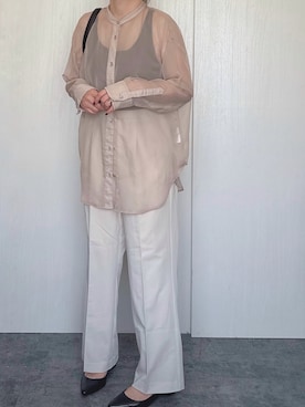 「ホワイトパンツ」｜「アイテム（スラックス）」を使った、Chisato  さん（レディース・158cm）の秋コーディネート